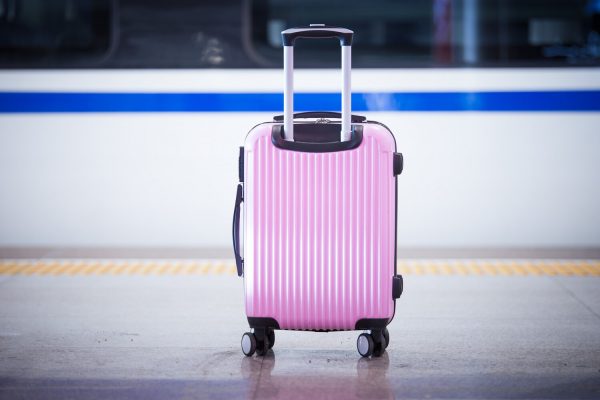 Poliwęglan czy ABS - z czego wykonane są najlepsze walizki podróżne?